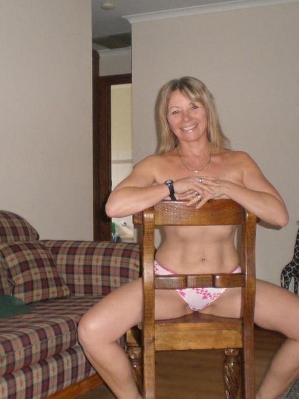 Hängebrüste-Tina aus Nordrhein-Westfalen,Deutschland